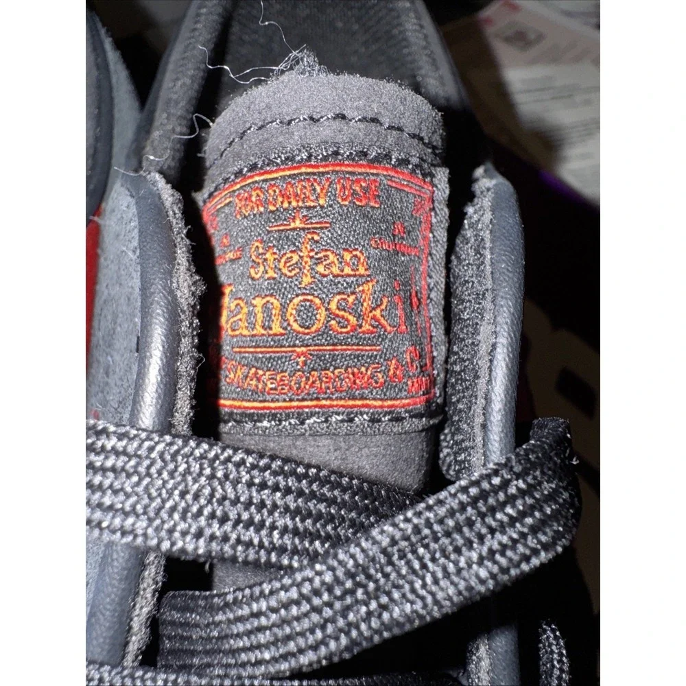 Size 7 (GS) - Nike‎ SB Zoom Stefan Janoski Premium Low Red NIB